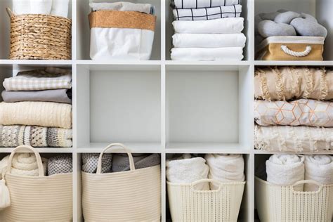 Top Decluttering Services Near You: Expert Strategies for a Stress-Free Home Organization