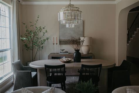 Top Dining Decor Ideas to Transform Your Space: Trendy Styles, Color Schemes, and Practical Tips for a Stylish Dining Room