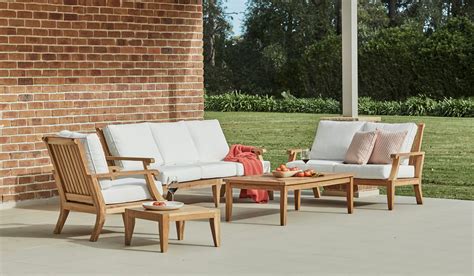 Top 10 Best Outdoor Patio Sets for Stylish and Comfortable Outdoor Living