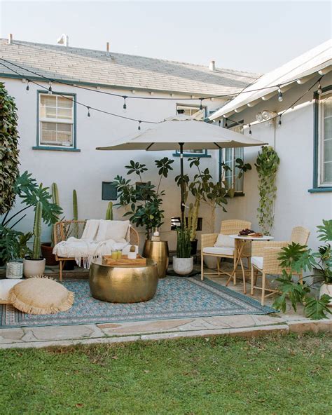 Top Outdoor Design Trends: Create Your Perfect Patio and Garden Oasis